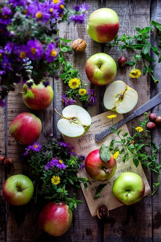 apples, garden, wooden table-2023400.jpg